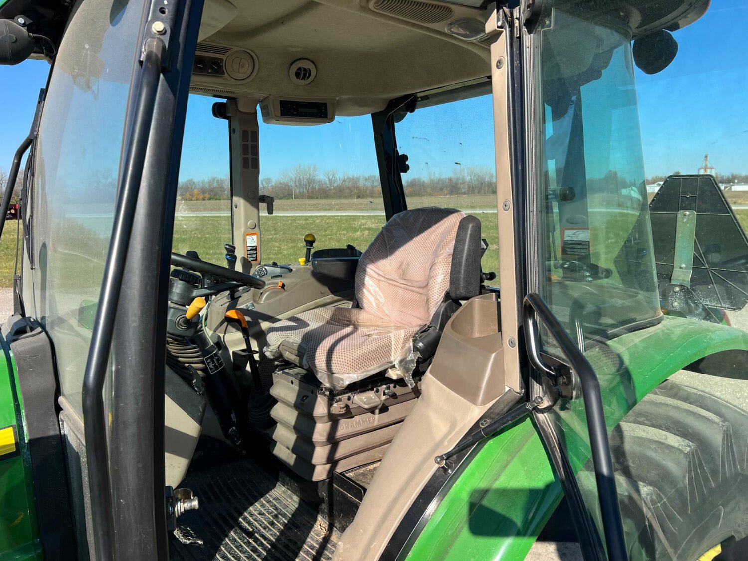 2014 John Deere 5075M (43)