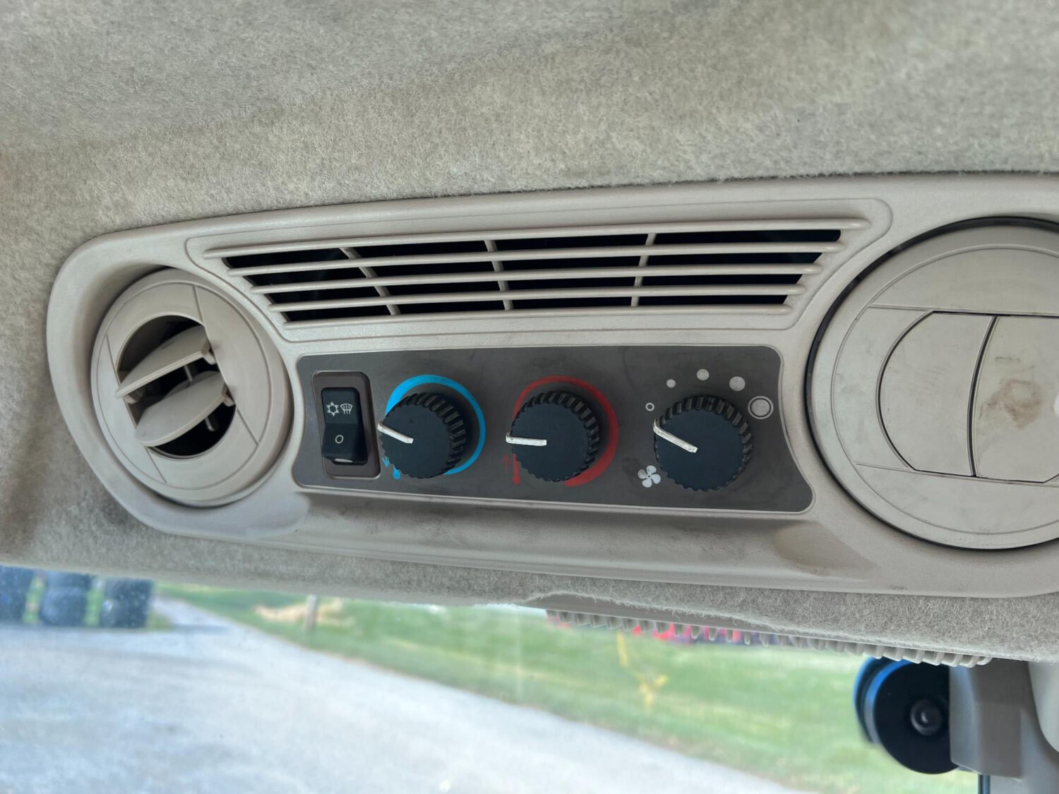 2014 John Deere 5075M (56)