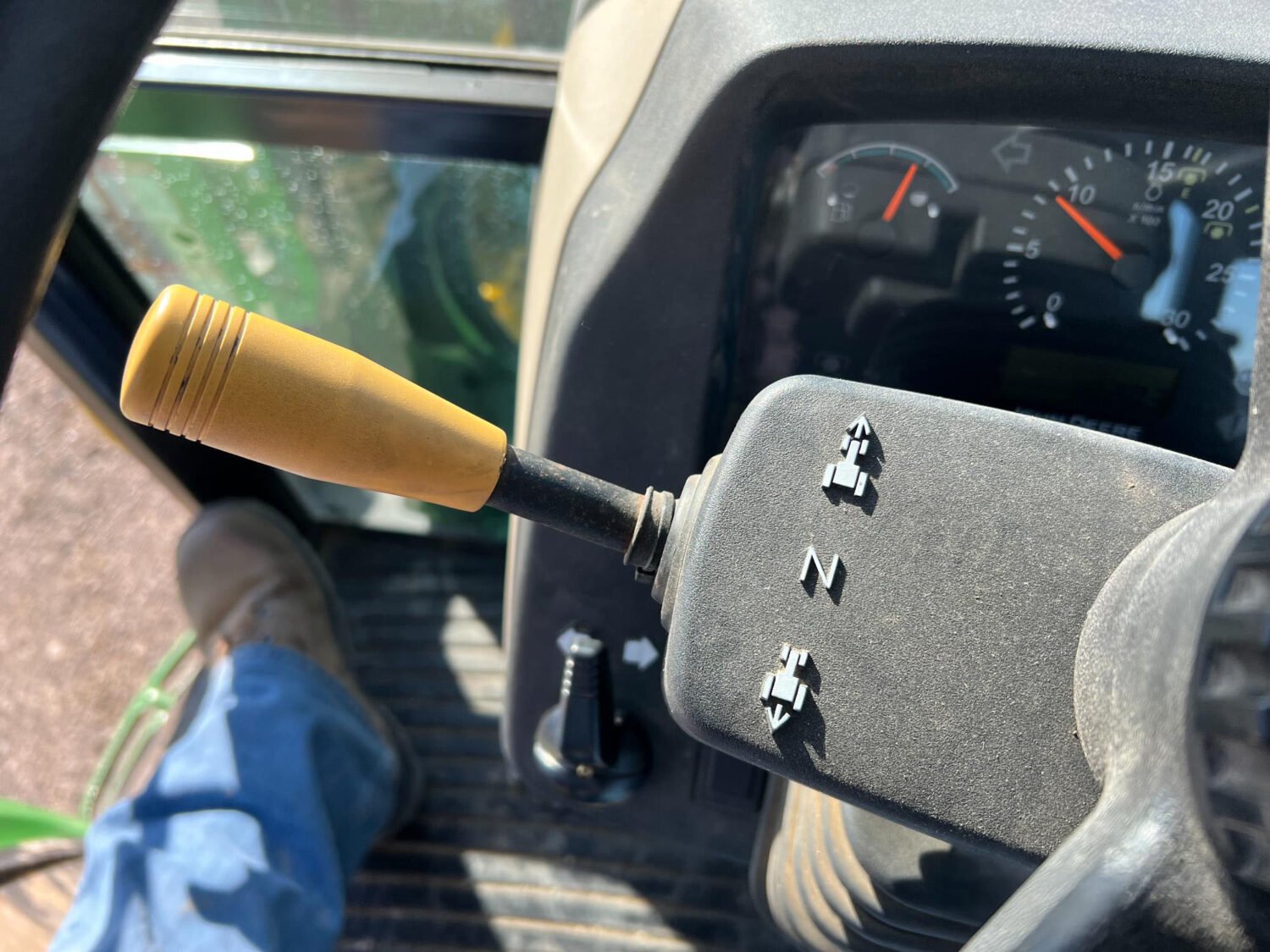 2014 John Deere 5075M (58)