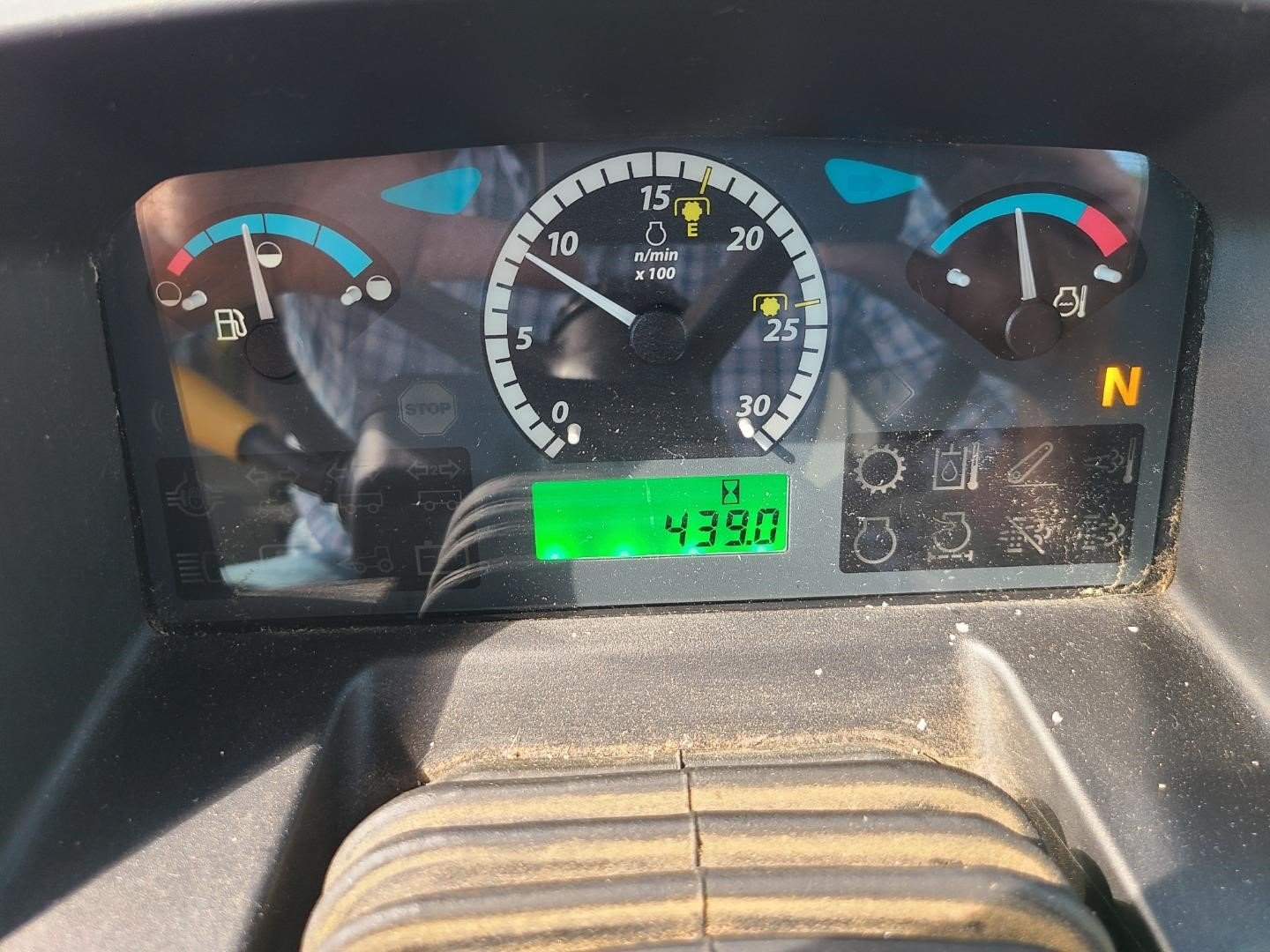 2014 John Deere 5085E (28)