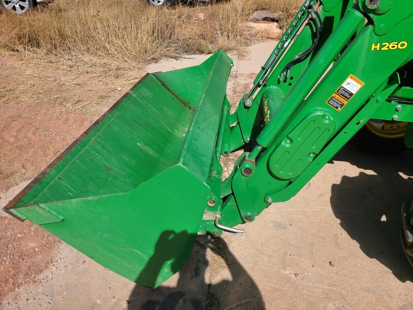 2014 John Deere 5085E (8)