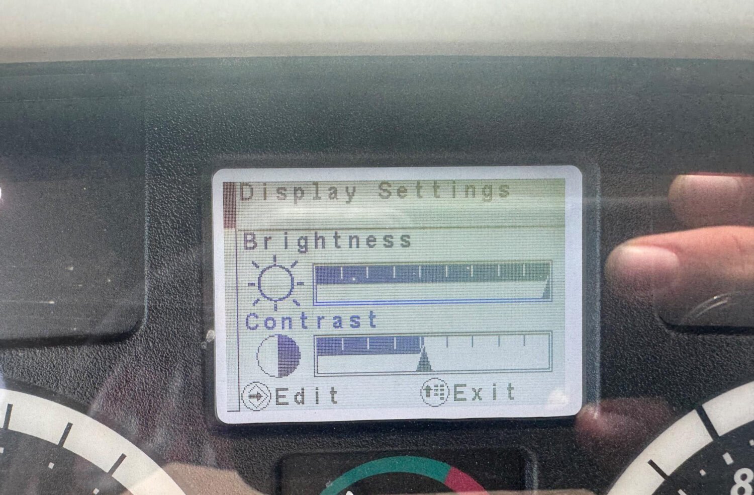 2015 John Deere 6125M (31)