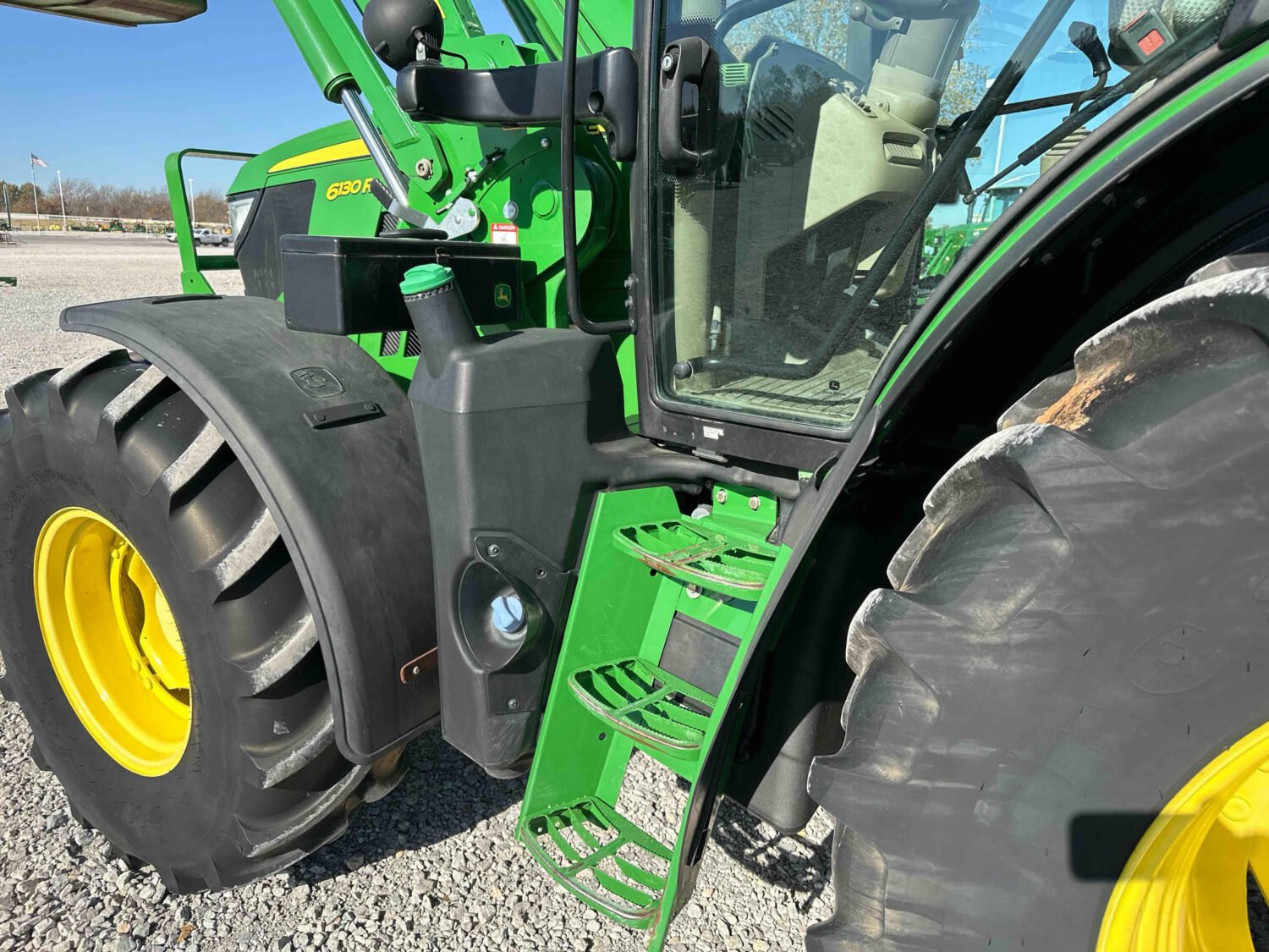 2016 John Deere 6130R (15)