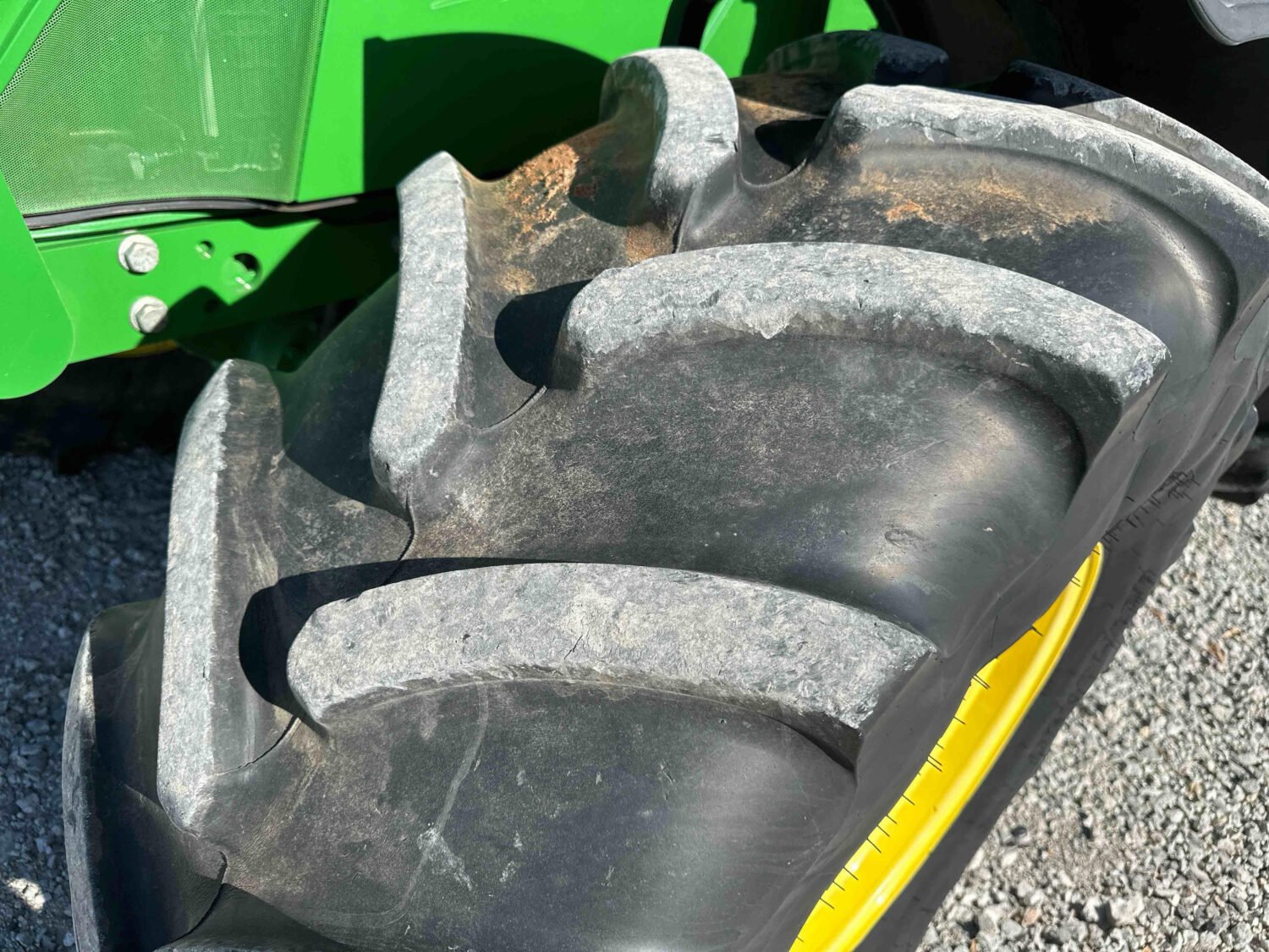 2016 John Deere 6130R (26)