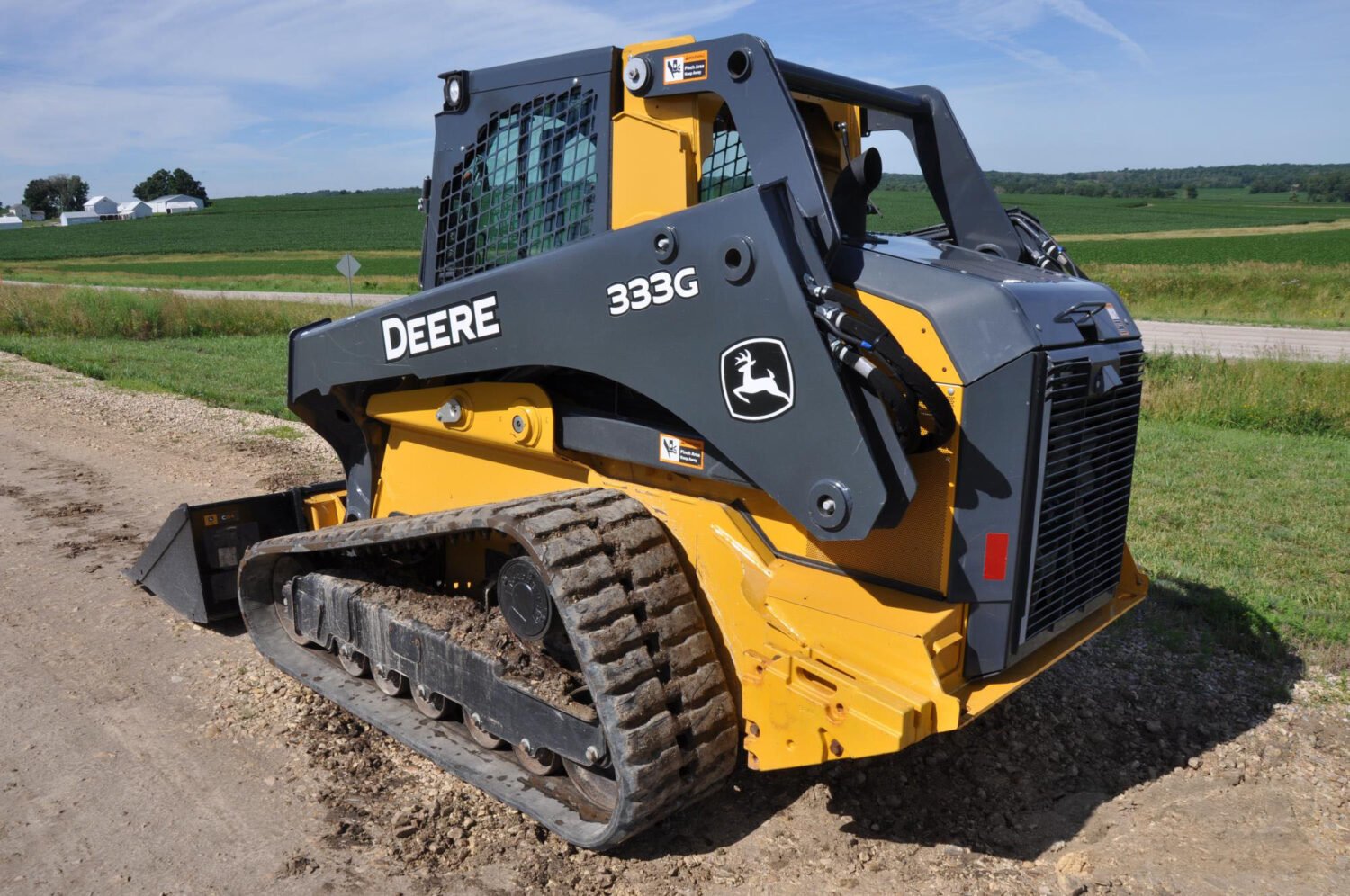 2018 John Deere 333G (2)