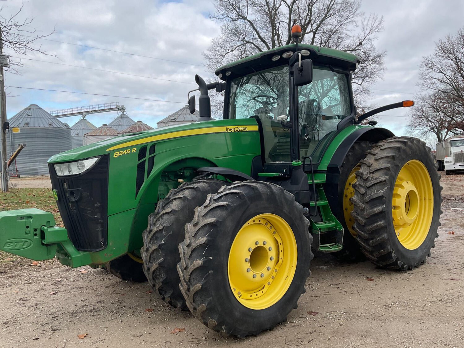 1 2014 John Deere 8345R
