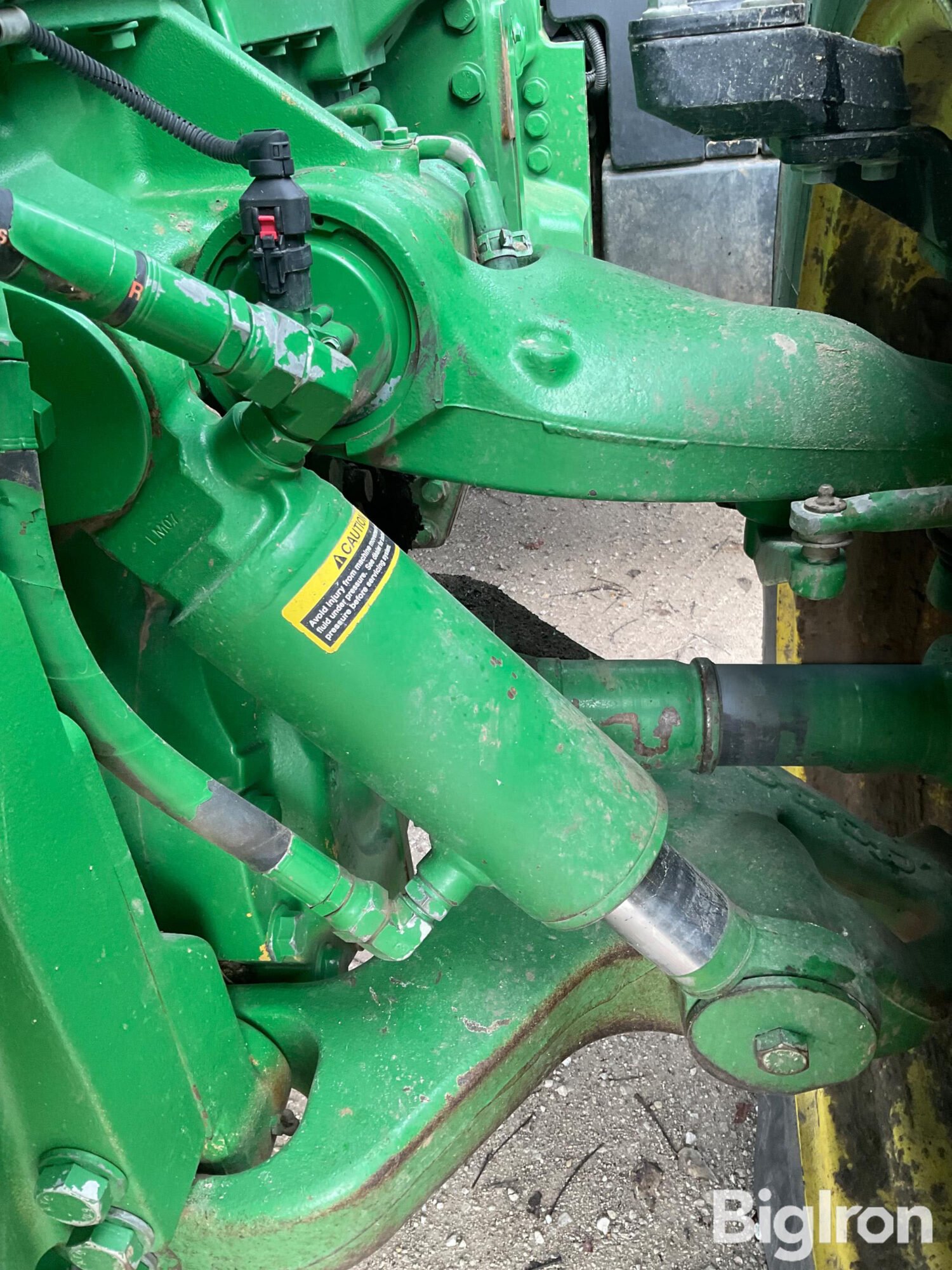 12 2014 John Deere 8345R