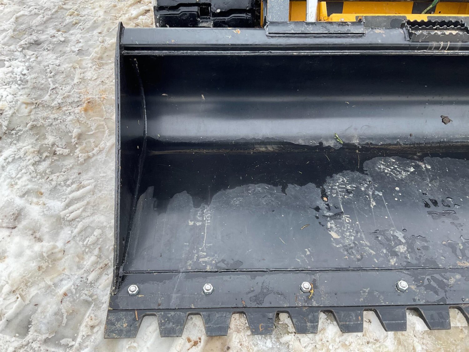 16 2023 John Deere 333G