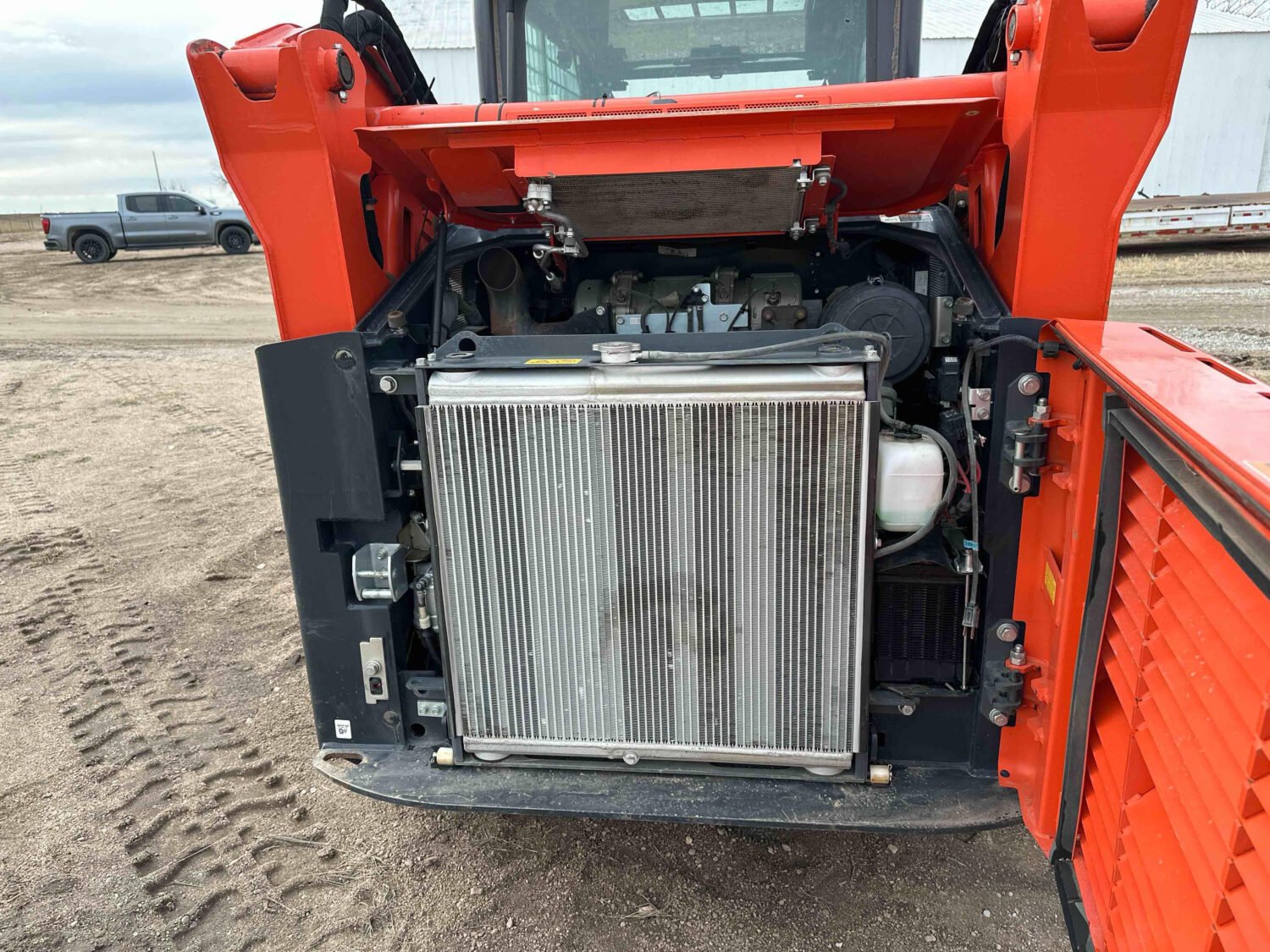 29 2020 Kubota SVL65-2.jpg