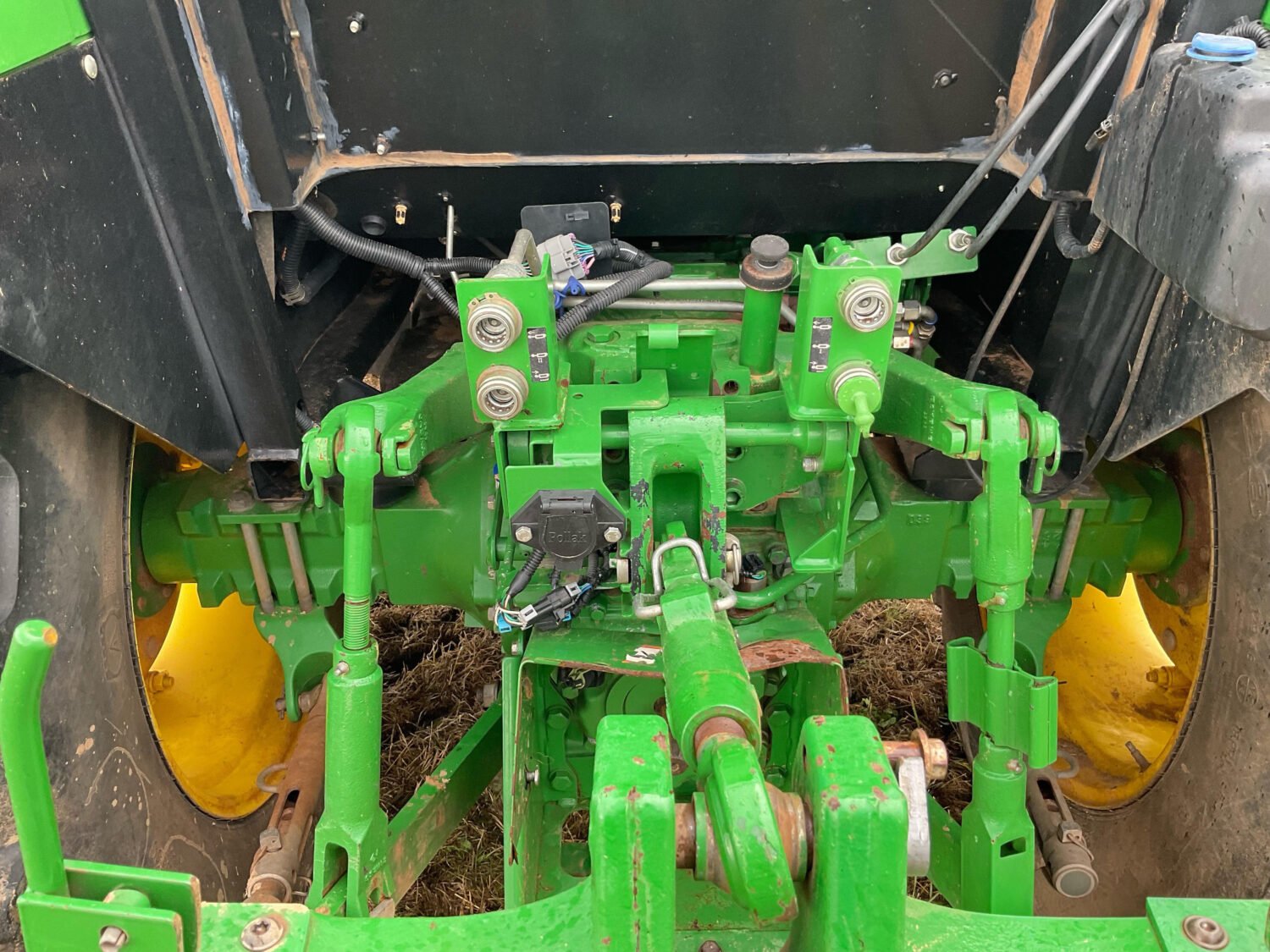 31 2022 John Deere 5065E