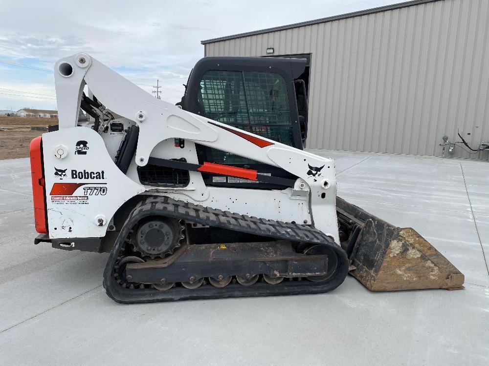 4 2017 Bobcat T770