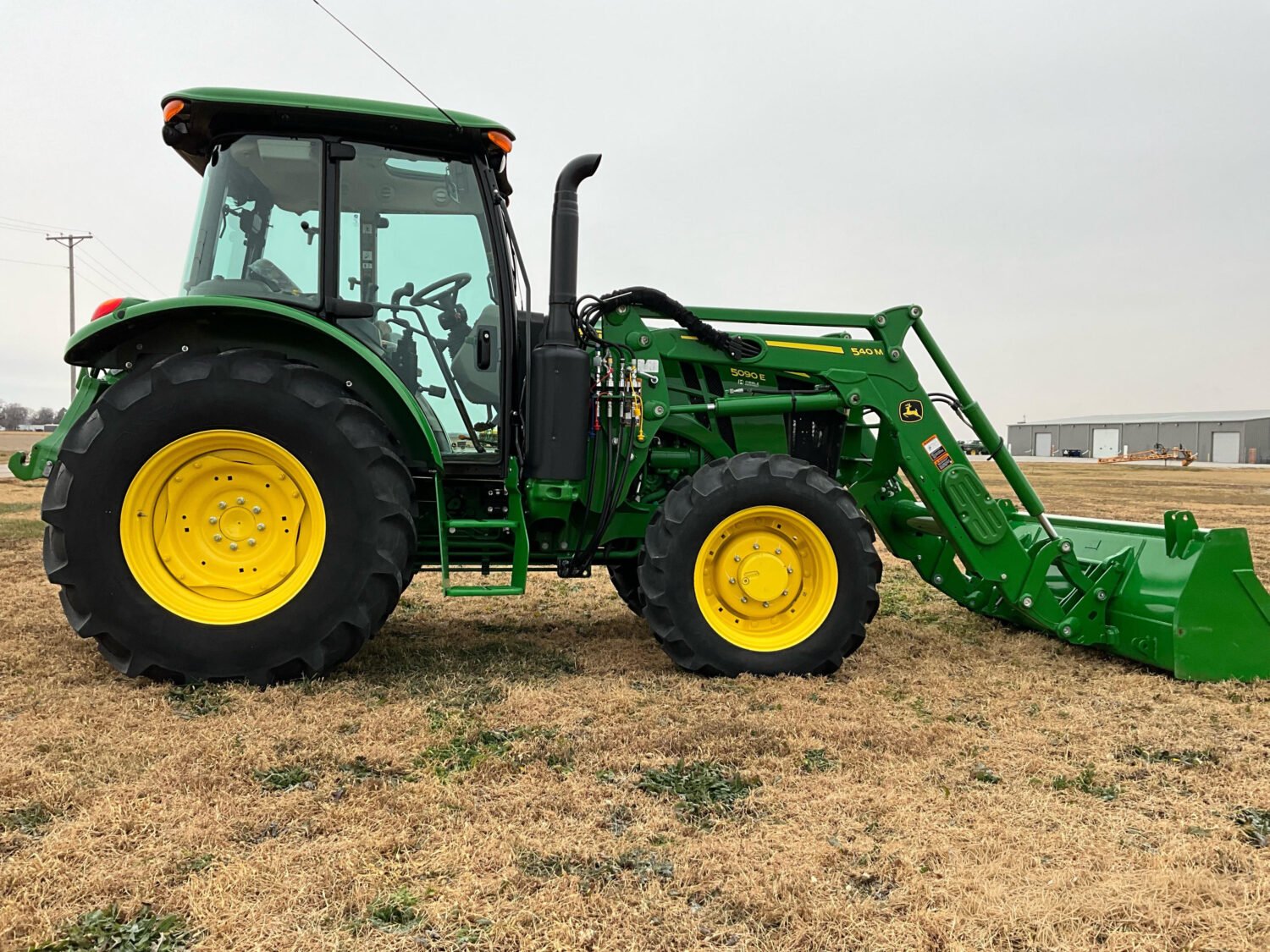 4 2024 John deere 5090E