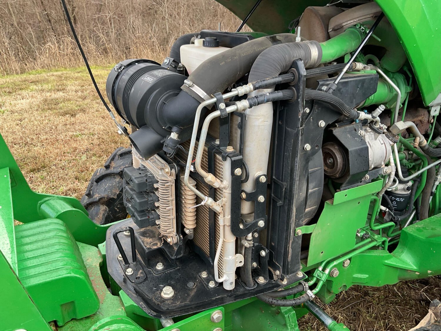 48 2022 John Deere 5065E