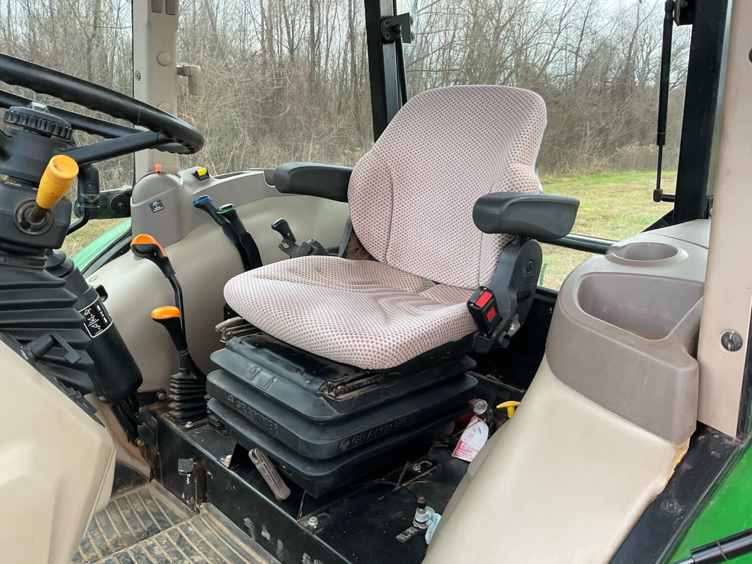 59 2022 John Deere 5065E